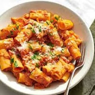Rigatoni Bolognese